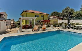 Apartments Dora Victoria Dream
